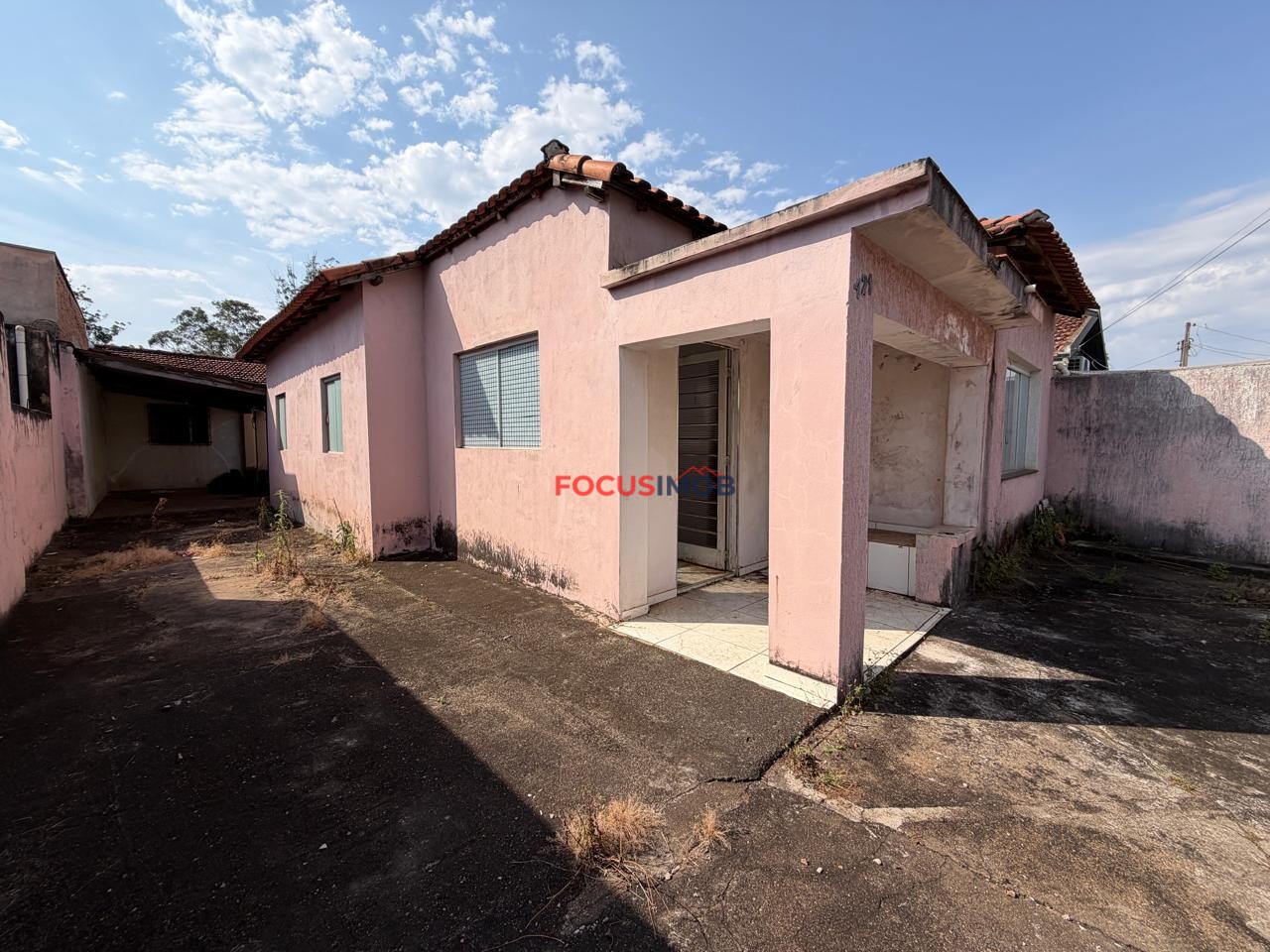 CASA A VENDA OPORTUNIDADE VILA PARAISO DUAS CASAS MOGI GUAÇU