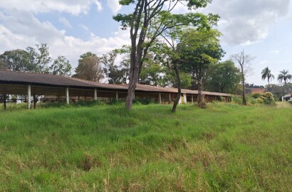 ABAIXO DA AVALIAÇÃO: Granja Pronta para Reativação em Jacutinga/MG