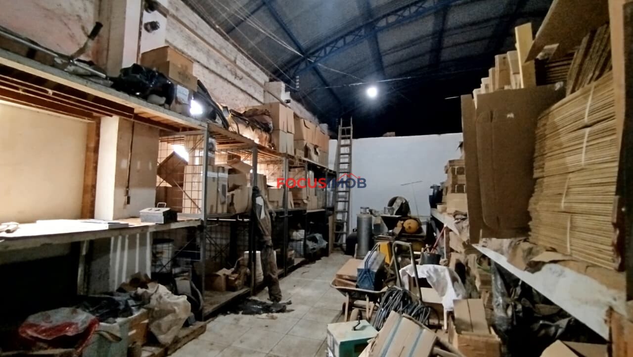 Área Industrial de 11.000 m² com Galpão de 3.000 m² à Venda