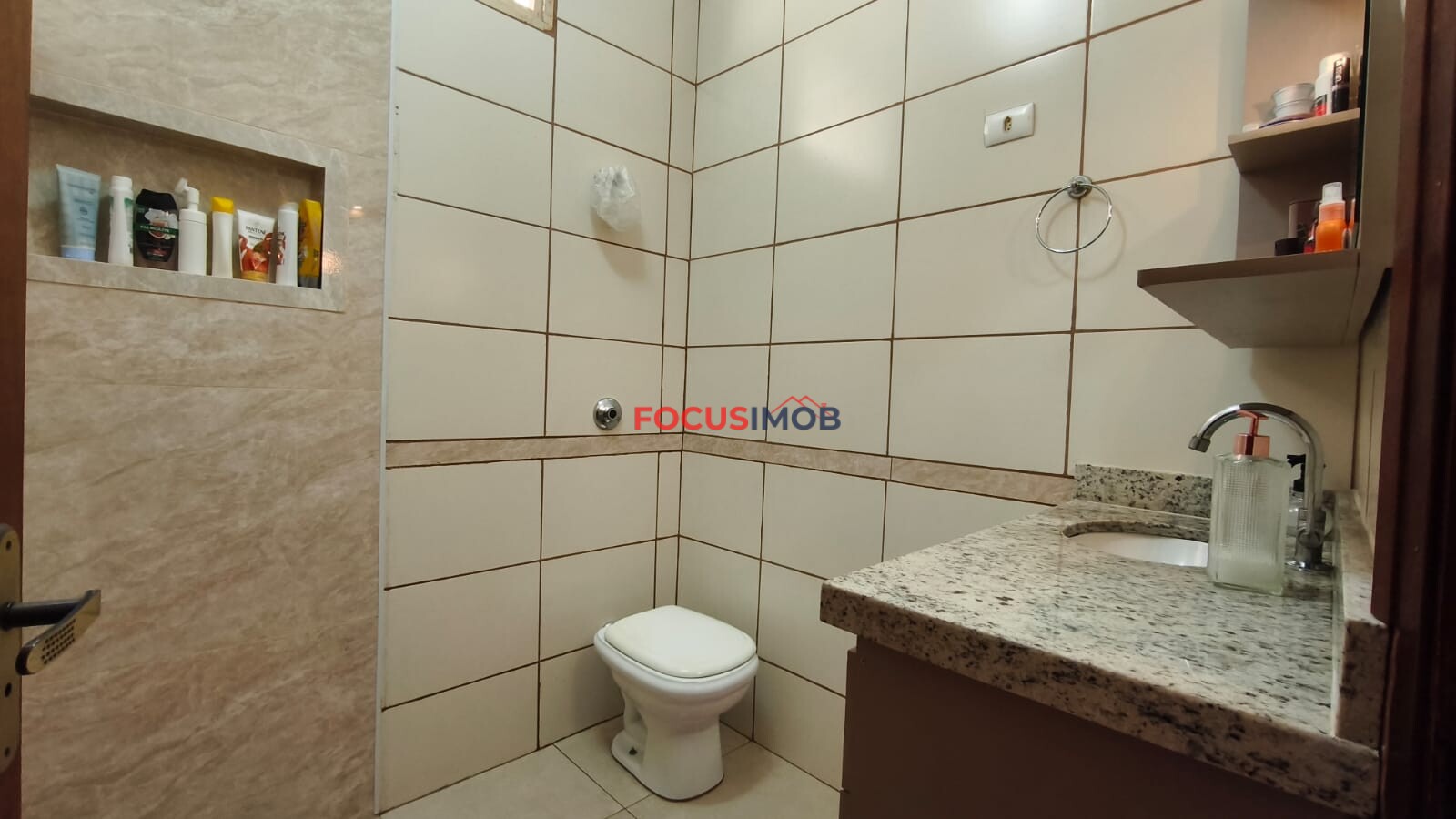 Casa com Ponto Comercial à Venda no Bairro Centenário – Excelente Oportunidade para Morar e Empreender