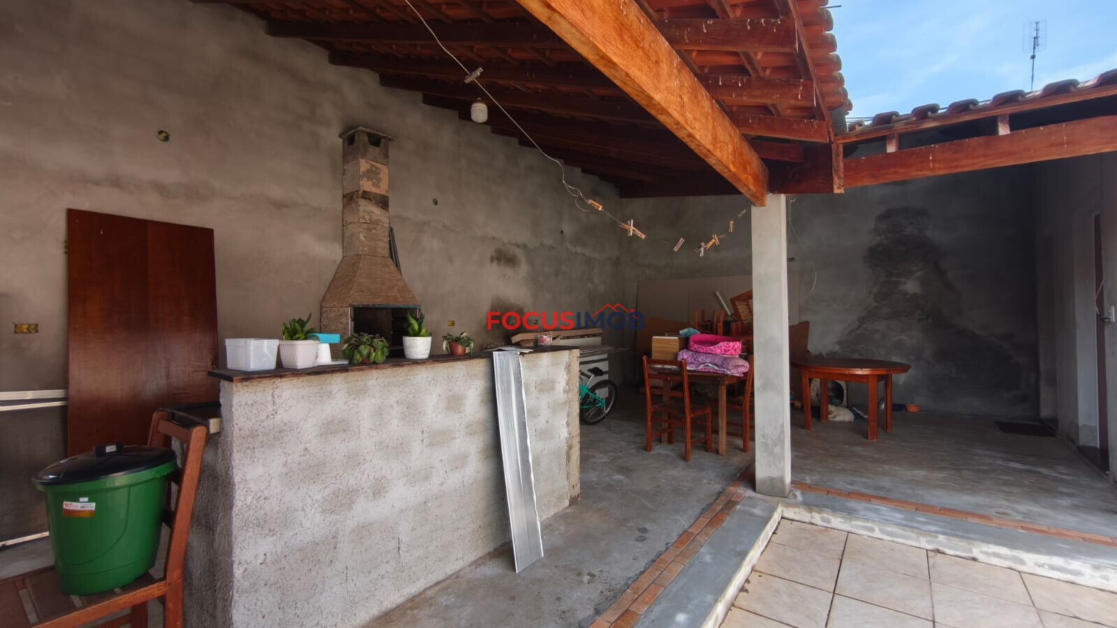 Casa com Ponto Comercial à Venda no Bairro Centenário – Excelente Oportunidade para Morar e Empreender