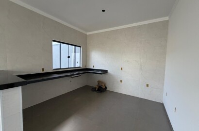 🏡 Casa Nova com Quintal Amplo e Excelente Aproveitamento de Espaço – R$ 330.000,00