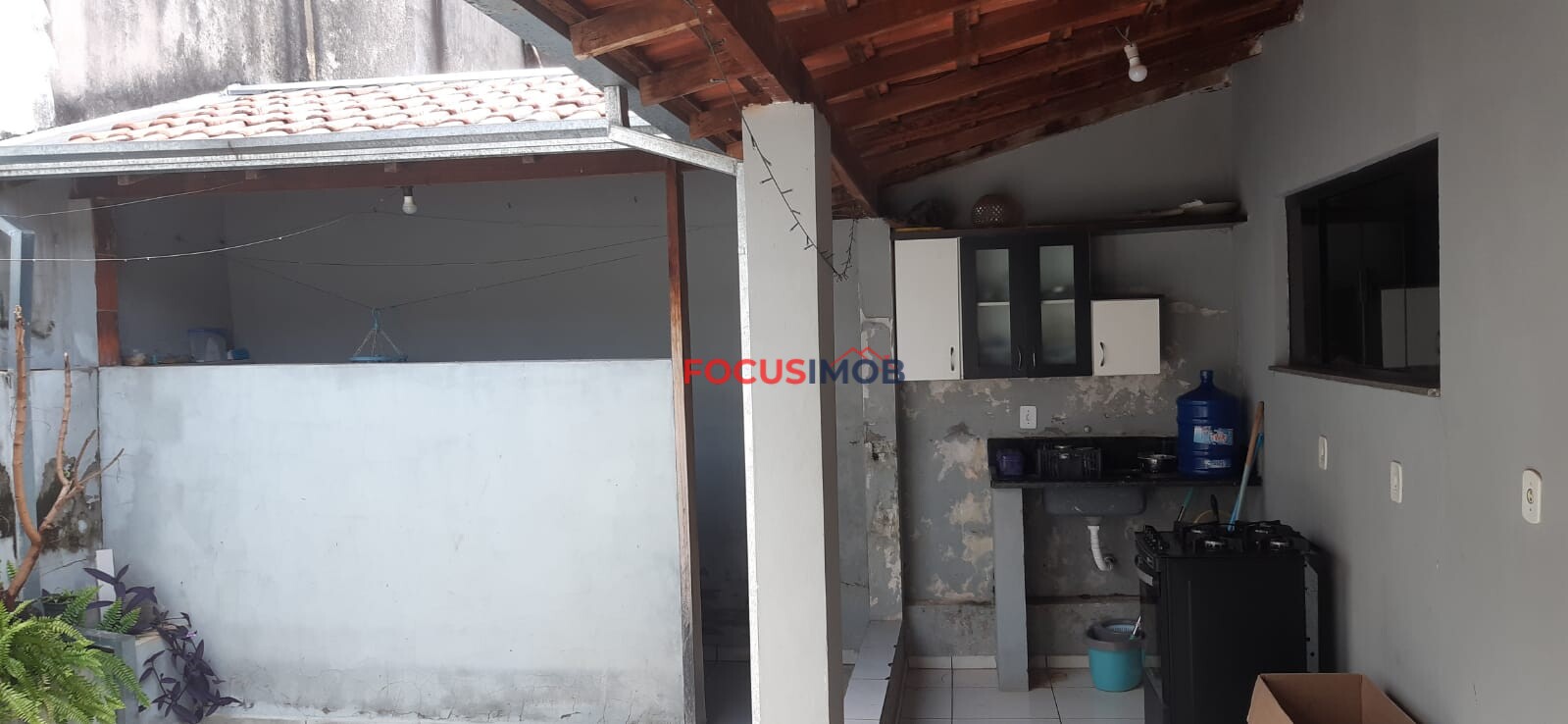 Casa em Condomínio com Suíte, Closet e Planejados – Excelente Localização!