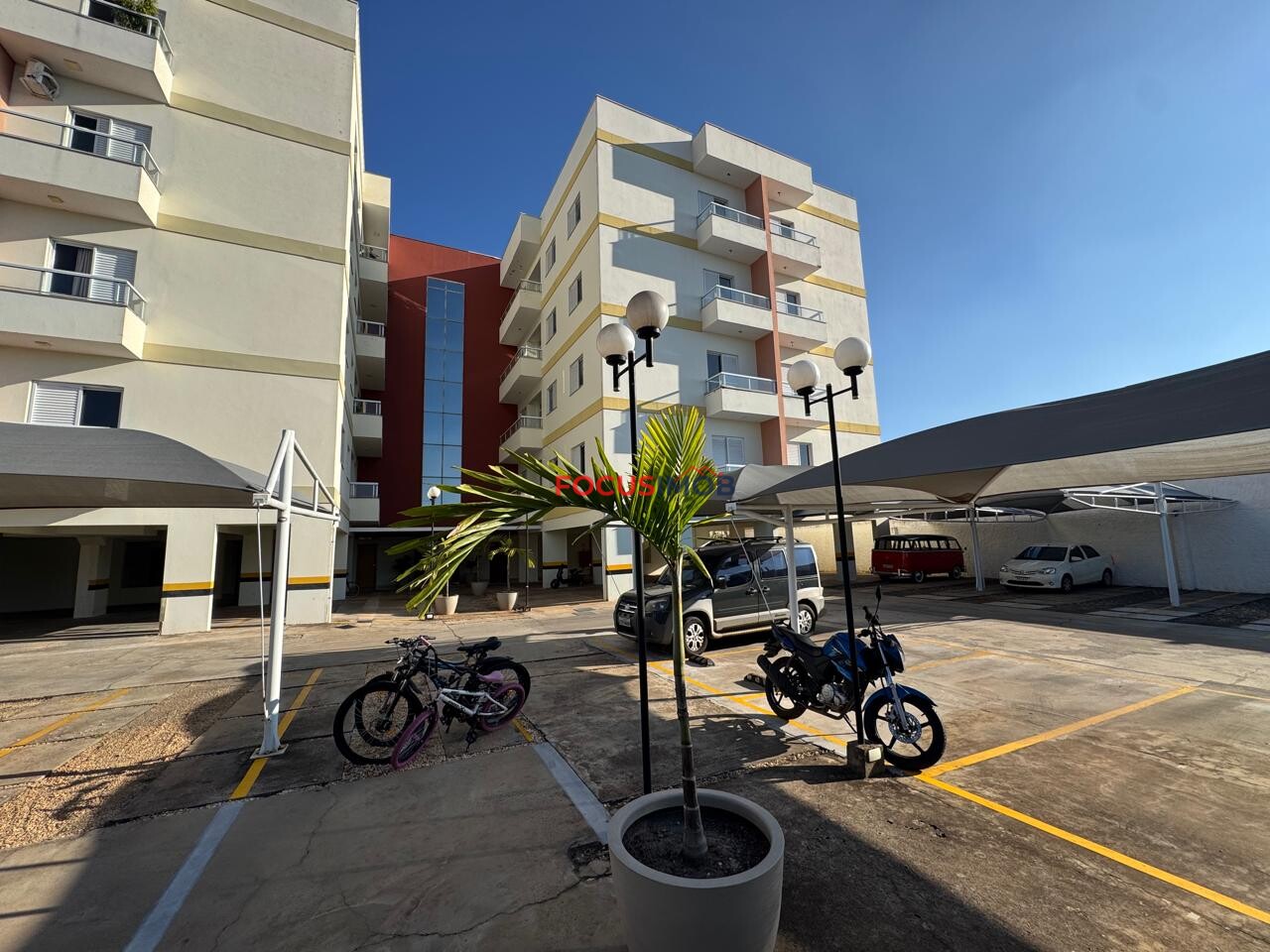 Apartamentos de Alto Padrão no Condomínio Floratta II