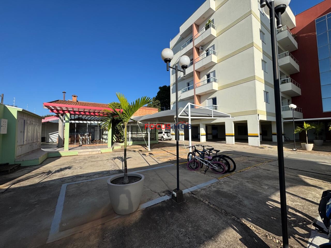 Apartamentos de Alto Padrão no Condomínio Floratta II