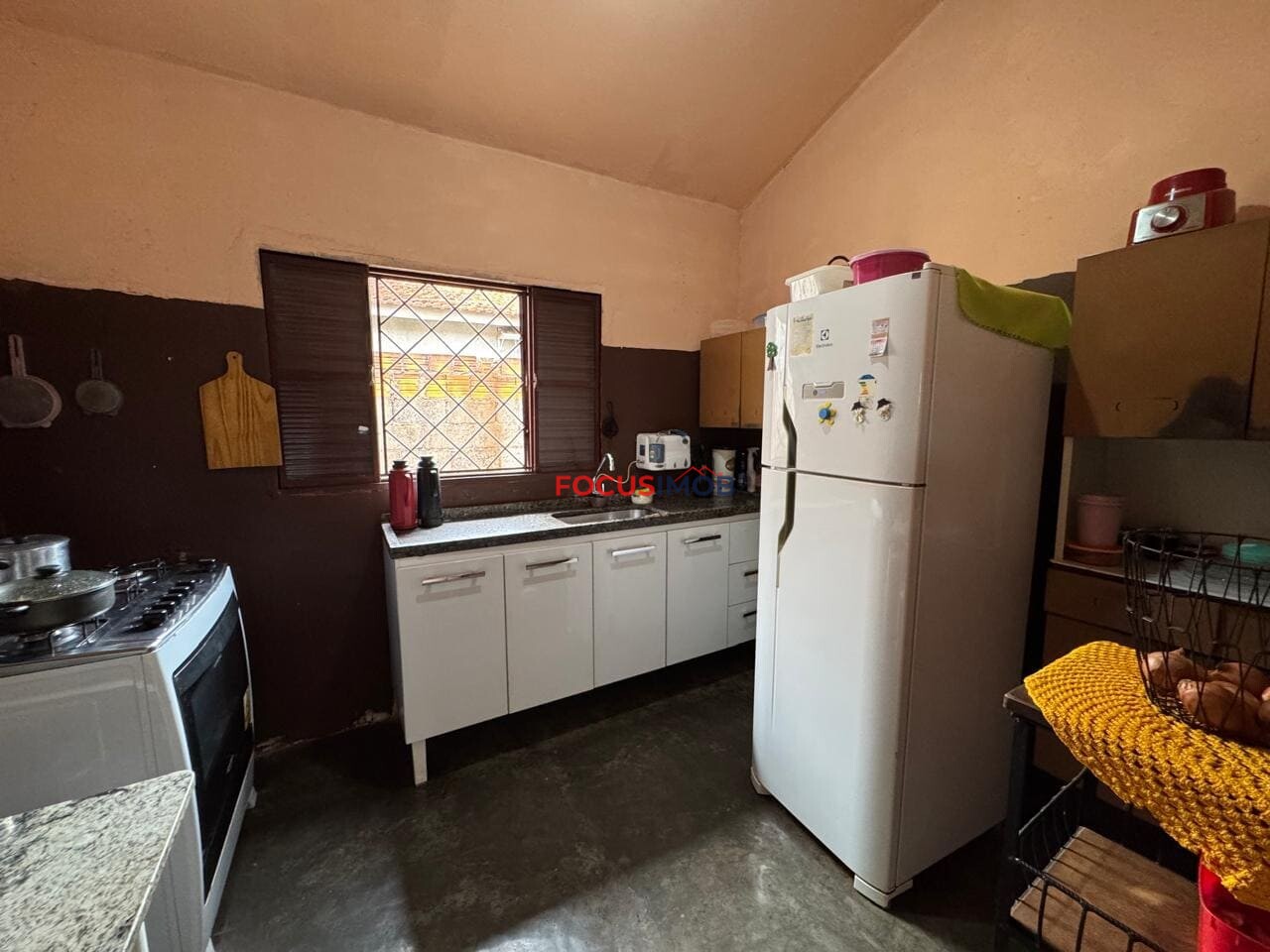 Casa no Zaniboni com Edícula nos Fundos e Quintal Amplo