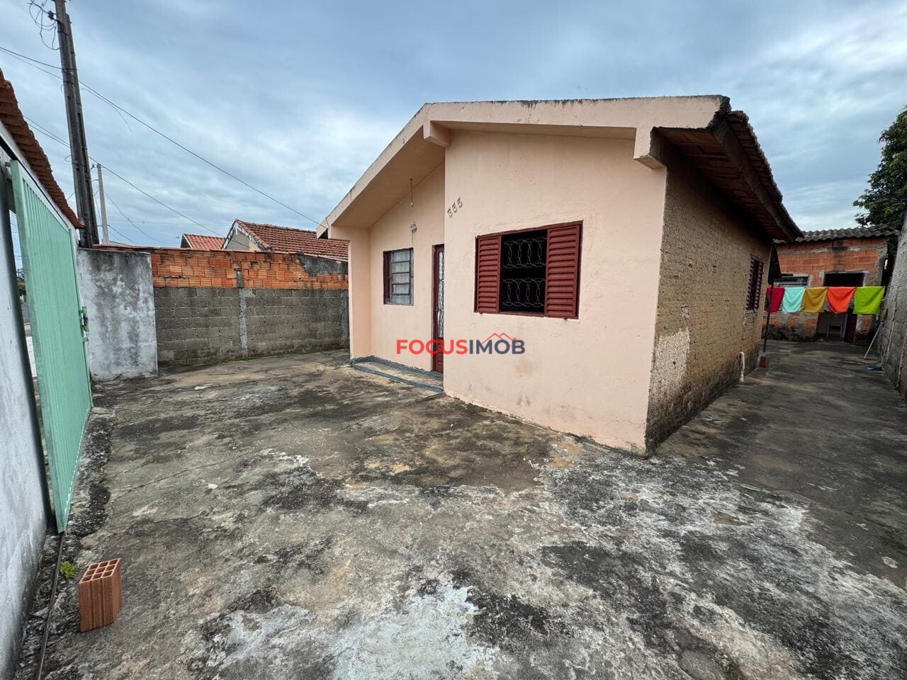 Casa no Zaniboni com Edícula nos Fundos e Quintal Amplo