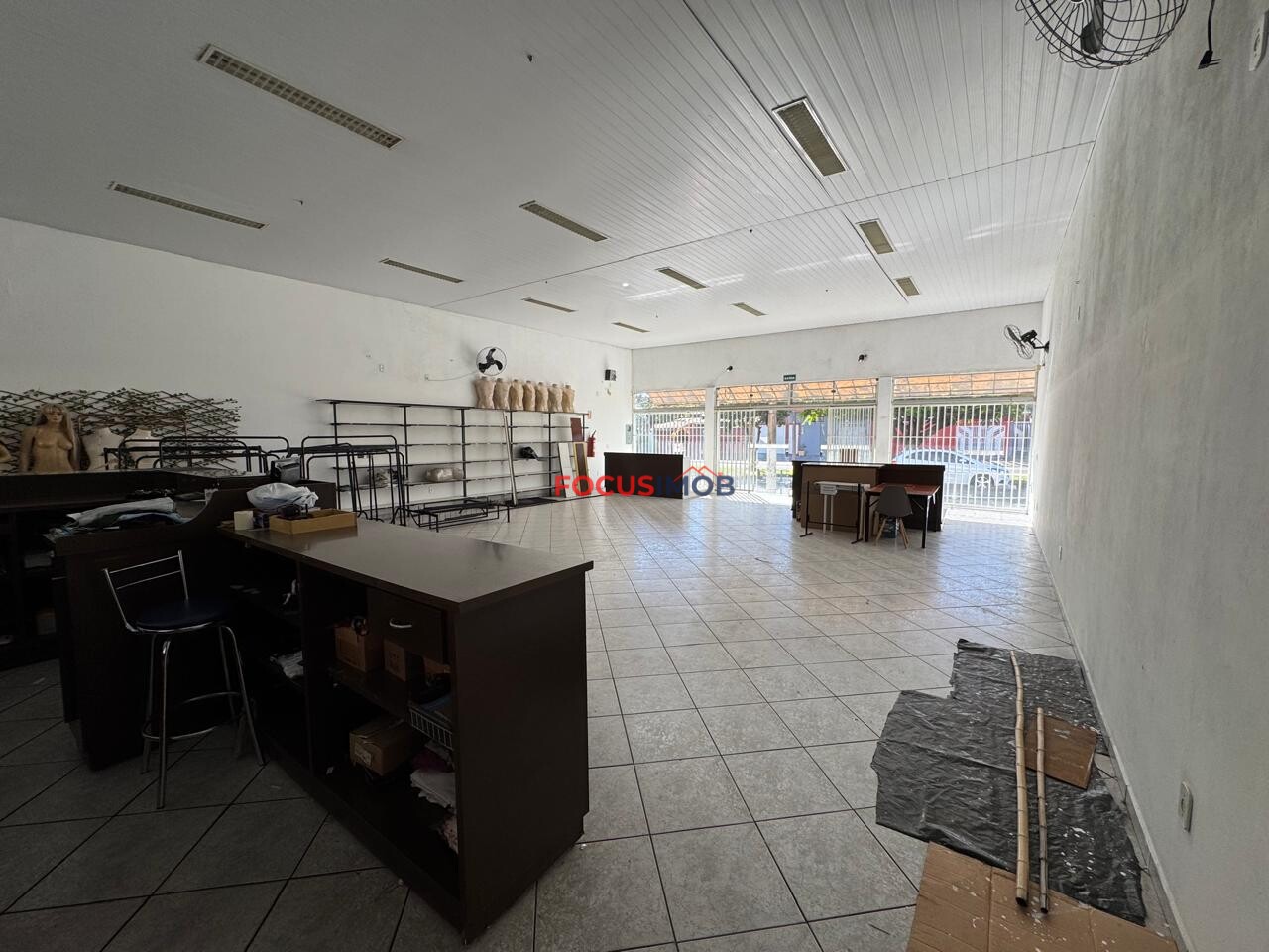 Salão Comercial de 140 m² com Mezanino na Avenida Londrina – Ypê II – Mogi Guaçu