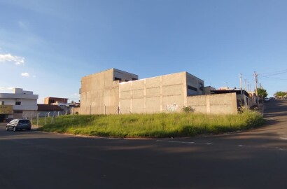 🏡 Terreno de Esquina no Ypê Amarelo – 220m² por Apenas R$100 Mil!